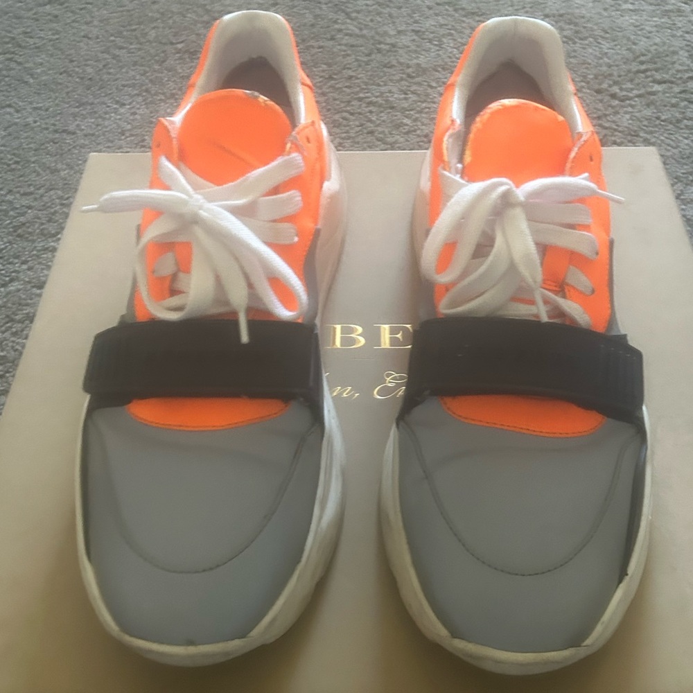 BURBERRY SNEAKERS Sz 45
